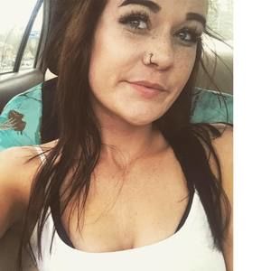 Meet your Posher, Brittney